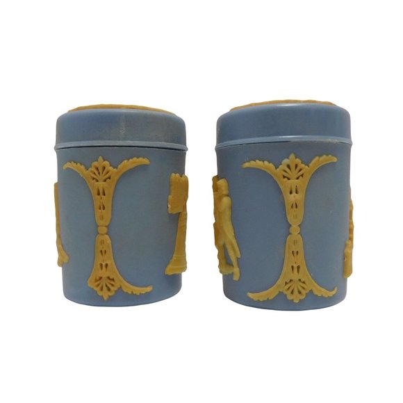 Vintage US Centennial Salt & Pepper Set Approx 1.5"x 2.5" 1970s Hong Kong - Picture 2 of 7